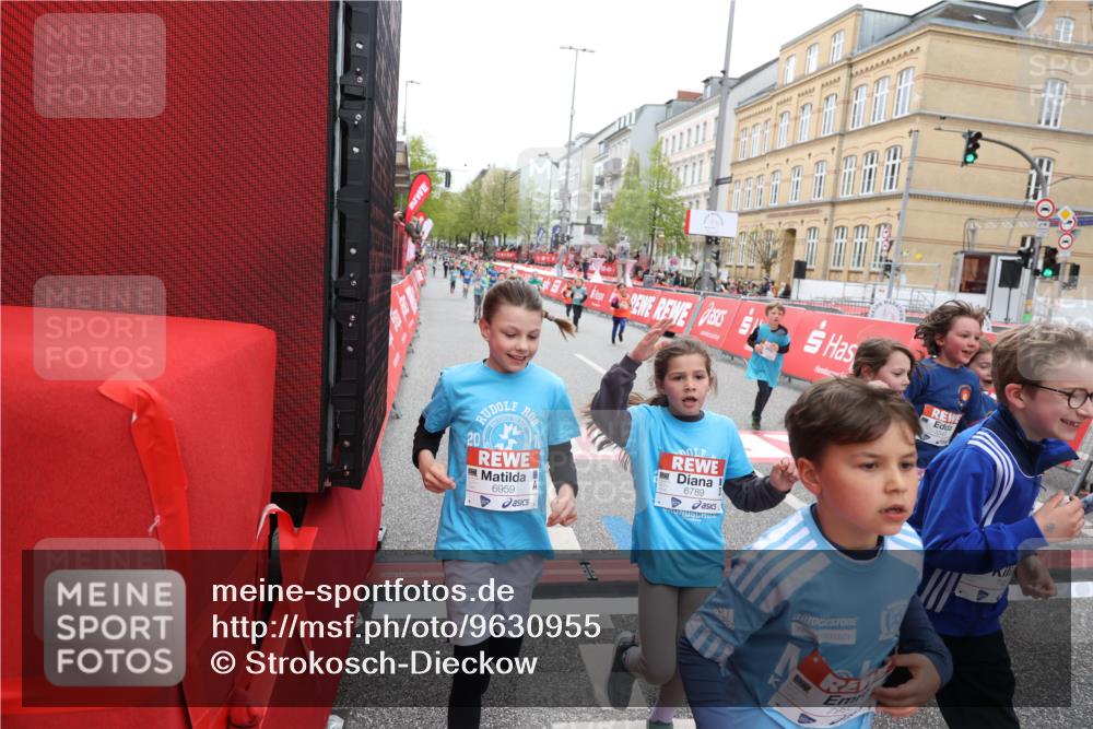 25.04.2026 - Das Zehntel Strokosch-Dieckow http://msf.ph/oto/9630955 25.04.2026 11:04:57 Ziel 5020, 5028, 5335, 5337, 5349, 5536, 5552, 5610, 5615, 5625, 5908, 6459, 6463, 6468, 6472, 6789, 6959, 7041, 7063, 7279, 7287, 7290, 7437, 7462, 7768, 7822, 7991, 7992, 7995 meine-sportfotos.de