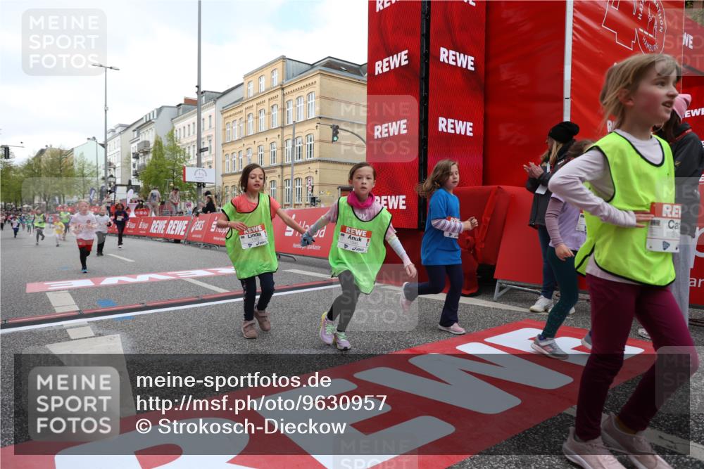 25.04.2026 - Das Zehntel Strokosch-Dieckow http://msf.ph/oto/9630957 25.04.2026 09:03:48 Ziel 1166, 1345, 1393, 1400, 2846, 2919, 2922, 3165, 3331, 3448 meine-sportfotos.de