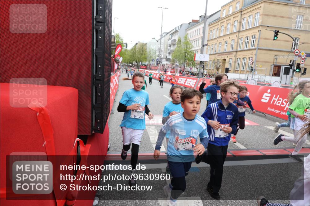 25.04.2026 - Das Zehntel Strokosch-Dieckow http://msf.ph/oto/9630960 25.04.2026 11:04:57 Ziel 5020, 5028, 5335, 5337, 5349, 5536, 5552, 5610, 5615, 5625, 5908, 6459, 6463, 6468, 6472, 6789, 6959, 7041, 7063, 7279, 7287, 7290, 7437, 7462, 7768, 7822, 7991, 7992, 7995 meine-sportfotos.de
