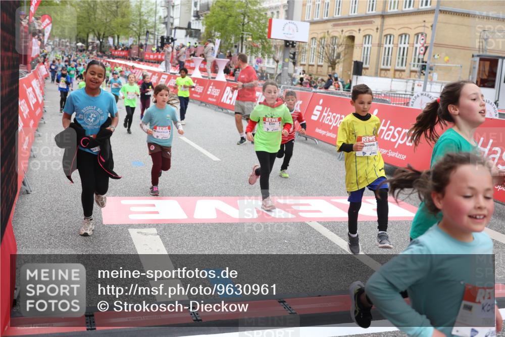 25.04.2026 - Das Zehntel Strokosch-Dieckow http://msf.ph/oto/9630961 25.04.2026 11:04:19 Ziel 5052, 5053, 5111, 5115, 5184, 5186, 5215, 5217, 5410, 5423, 5440, 5914, 5915, 5998, 6030, 6315, 6457, 6479, 6607, 6887, 7269, 7600, 7609, 7979, 7980 meine-sportfotos.de
