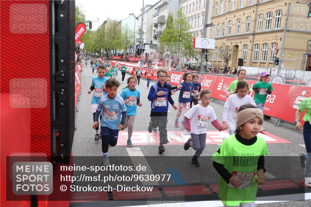 25.04.2026 - Das Zehntel Strokosch-Dieckow http://msf.ph/oto/9630977 25.04.2026 11:04:56 Ziel 5020, 5028, 5335, 5337, 5349, 5536, 5542, 5552, 5610, 5615, 5625, 5908, 6459, 6463, 6468, 6472, 6789, 6959, 7041, 7063, 7279, 7287, 7290, 7437, 7462, 7768, 7991, 7992, 7995 meine-sportfotos.de
