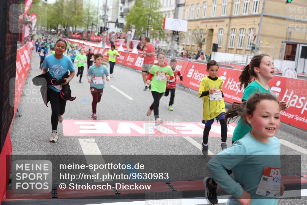 25.04.2026 - Das Zehntel Strokosch-Dieckow http://msf.ph/oto/9630983 25.04.2026 11:04:19 Ziel 5052, 5053, 5111, 5115, 5184, 5186, 5215, 5217, 5410, 5423, 5440, 5914, 5915, 5998, 6030, 6315, 6457, 6479, 6607, 6887, 7269, 7600, 7609, 7979, 7980 meine-sportfotos.de