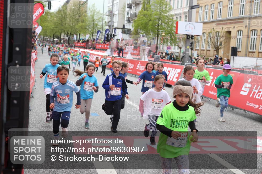 25.04.2026 - Das Zehntel Strokosch-Dieckow http://msf.ph/oto/9630987 25.04.2026 11:04:55 Ziel 5020, 5028, 5335, 5337, 5349, 5536, 5542, 5552, 5610, 5625, 5908, 6459, 6463, 6468, 6472, 6789, 6959, 7041, 7063, 7279, 7287, 7290, 7437, 7462, 7768, 7991, 7992, 7995 meine-sportfotos.de