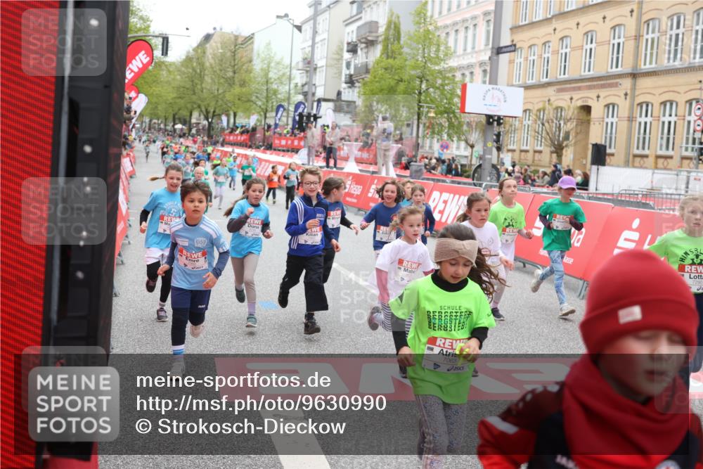 25.04.2026 - Das Zehntel Strokosch-Dieckow http://msf.ph/oto/9630990 25.04.2026 11:04:55 Ziel 5020, 5028, 5335, 5337, 5349, 5536, 5542, 5552, 5610, 5625, 5908, 6459, 6463, 6468, 6472, 6789, 6959, 7041, 7063, 7279, 7287, 7290, 7437, 7462, 7768, 7991, 7992, 7995 meine-sportfotos.de