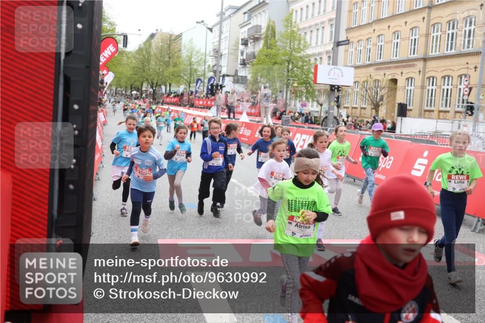 25.04.2026 - Das Zehntel Strokosch-Dieckow http://msf.ph/oto/9630992 25.04.2026 11:04:55 Ziel 5020, 5028, 5335, 5337, 5349, 5536, 5542, 5552, 5610, 5625, 5908, 6459, 6463, 6468, 6472, 6789, 6959, 7041, 7063, 7279, 7287, 7290, 7437, 7462, 7768, 7991, 7992, 7995 meine-sportfotos.de