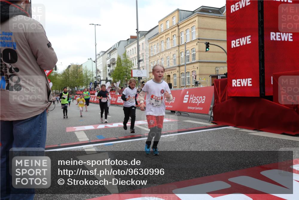 25.04.2026 - Das Zehntel Strokosch-Dieckow http://msf.ph/oto/9630996 25.04.2026 09:03:50 Ziel 1058, 1345, 1393, 1400, 2846, 2919, 2922, 3004, 3036, 3165, 3331, 3448 meine-sportfotos.de