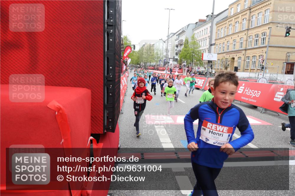 25.04.2026 - Das Zehntel Strokosch-Dieckow http://msf.ph/oto/9631004 25.04.2026 11:04:54 Ziel 5020, 5028, 5536, 5542, 5552, 5610, 5625, 5908, 6459, 6463, 6468, 6789, 6959, 7041, 7063, 7279, 7287, 7290, 7437, 7462, 7768, 7991, 7992, 7995 meine-sportfotos.de
