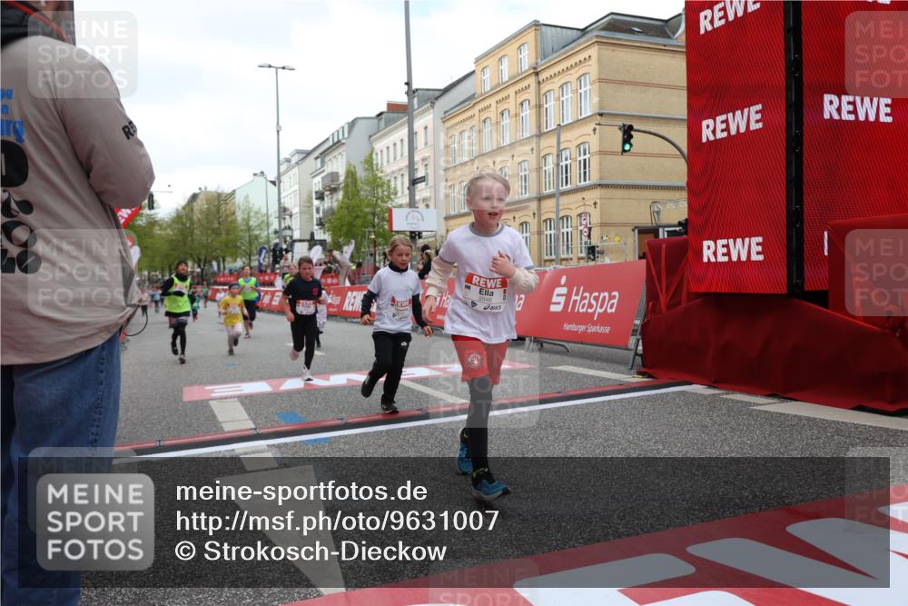 25.04.2026 - Das Zehntel Strokosch-Dieckow http://msf.ph/oto/9631007 25.04.2026 09:03:51 Ziel 1058, 1345, 1393, 1400, 2695, 2846, 2919, 2922, 3004, 3036, 3165, 3218, 3448, 3457 meine-sportfotos.de