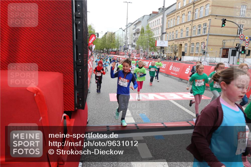 25.04.2026 - Das Zehntel Strokosch-Dieckow http://msf.ph/oto/9631012 25.04.2026 11:04:53 Ziel 5536, 5542, 5552, 5610, 5625, 5908, 6459, 6463, 6468, 6879, 7041, 7063, 7279, 7290, 7437, 7768, 7991, 7995 meine-sportfotos.de