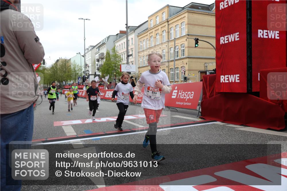 25.04.2026 - Das Zehntel Strokosch-Dieckow http://msf.ph/oto/9631013 25.04.2026 09:03:51 Ziel 1058, 1345, 1393, 1400, 2695, 2846, 2919, 2922, 3004, 3036, 3165, 3218, 3448, 3457 meine-sportfotos.de