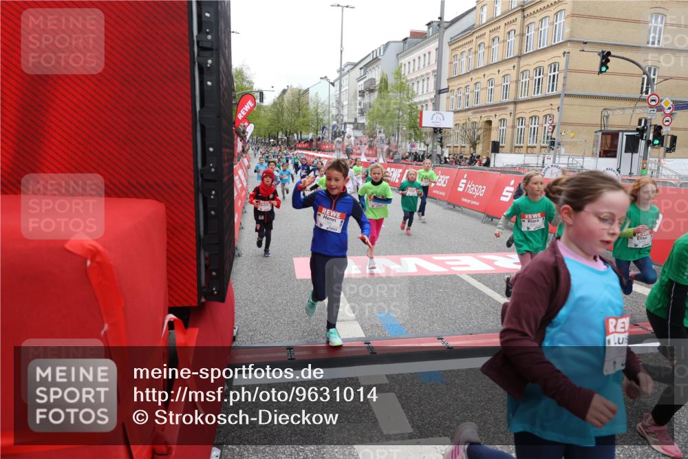 25.04.2026 - Das Zehntel Strokosch-Dieckow http://msf.ph/oto/9631014 25.04.2026 11:04:53 Ziel 5536, 5542, 5552, 5610, 5625, 5908, 6459, 6463, 6468, 6879, 7041, 7063, 7279, 7290, 7437, 7768, 7991, 7995 meine-sportfotos.de