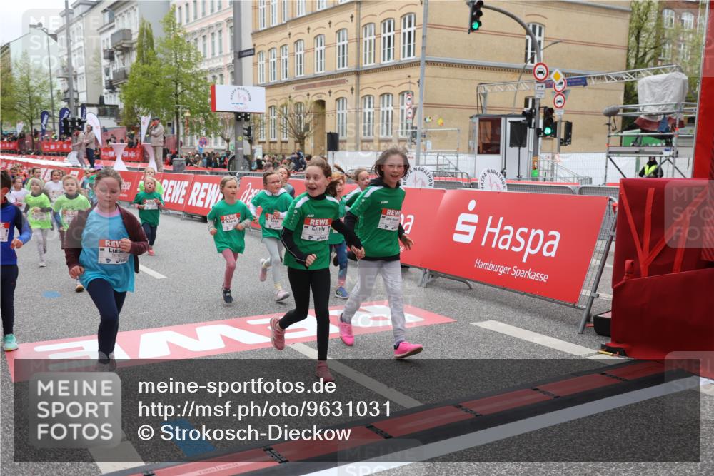 25.04.2026 - Das Zehntel Strokosch-Dieckow http://msf.ph/oto/9631031 25.04.2026 11:04:52 Ziel 5536, 5542, 5552, 5610, 5625, 5908, 6459, 6463, 6468, 6879, 7041, 7084, 7279, 7437, 7991, 7995 meine-sportfotos.de