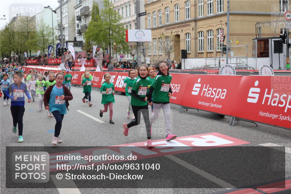 25.04.2026 - Das Zehntel Strokosch-Dieckow http://msf.ph/oto/9631040 25.04.2026 11:04:51 Ziel 5536, 5542, 5552, 5610, 5625, 5908, 6459, 6463, 6468, 6704, 6879, 7041, 7084, 7995 meine-sportfotos.de