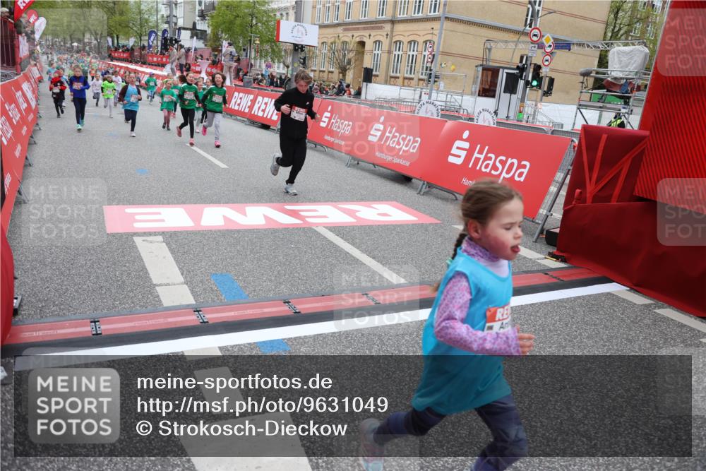 25.04.2026 - Das Zehntel Strokosch-Dieckow http://msf.ph/oto/9631049 25.04.2026 11:04:49 Ziel 5533, 5542, 6704, 6792, 6804, 6879, 7023, 7069, 7084 meine-sportfotos.de