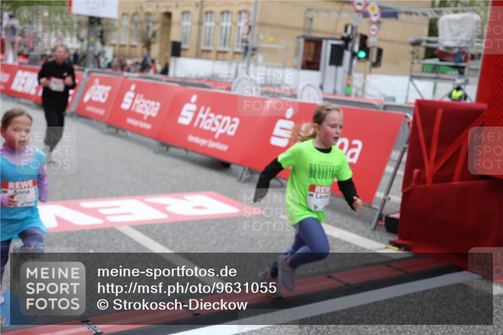 25.04.2026 - Das Zehntel Strokosch-Dieckow http://msf.ph/oto/9631055 25.04.2026 11:04:49 Ziel 5533, 5542, 6704, 6792, 6804, 6879, 7023, 7069, 7084 meine-sportfotos.de