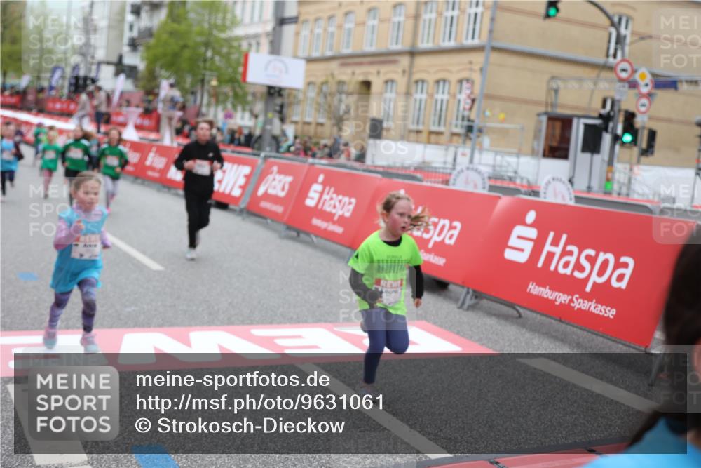 25.04.2026 - Das Zehntel Strokosch-Dieckow http://msf.ph/oto/9631061 25.04.2026 11:04:48 Ziel 5533, 5542, 5599, 5603, 6704, 6792, 6804, 6879, 7021, 7023, 7069, 7084, 7472 meine-sportfotos.de