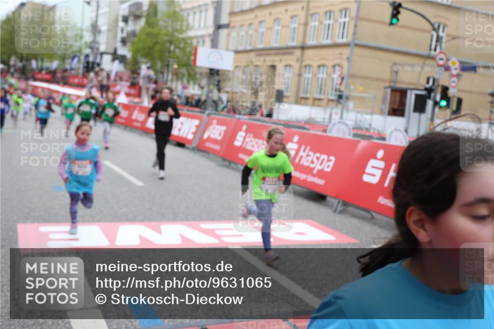 25.04.2026 - Das Zehntel Strokosch-Dieckow http://msf.ph/oto/9631065 25.04.2026 11:04:48 Ziel 5533, 5542, 5599, 5603, 6704, 6792, 6804, 6879, 7021, 7023, 7069, 7084, 7472 meine-sportfotos.de
