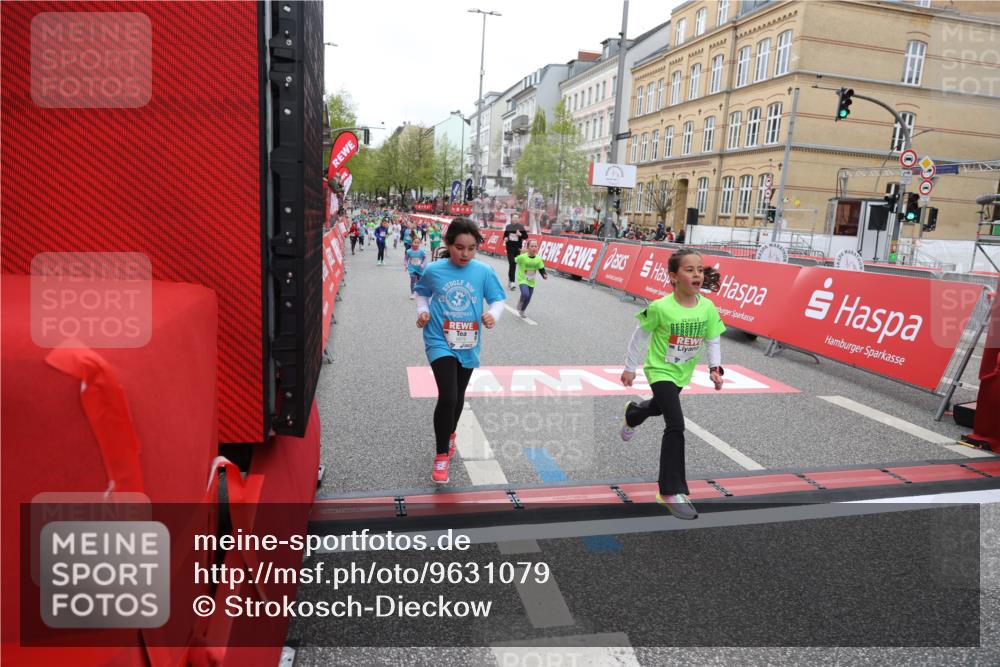 25.04.2026 - Das Zehntel Strokosch-Dieckow http://msf.ph/oto/9631079 25.04.2026 11:04:47 Ziel 5533, 5599, 5603, 5613, 5662, 6486, 6704, 6792, 6804, 6879, 7021, 7023, 7034, 7069, 7084, 7472 meine-sportfotos.de