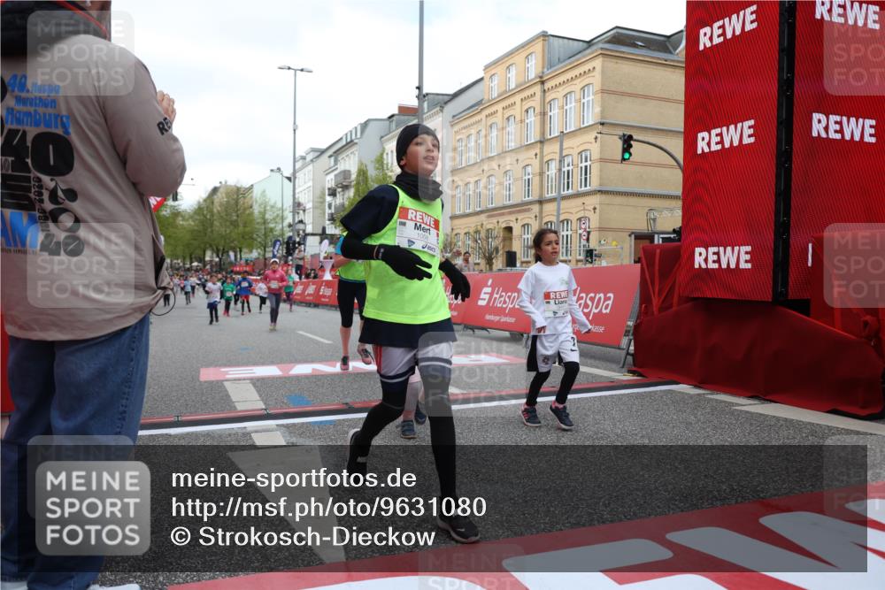 25.04.2026 - Das Zehntel Strokosch-Dieckow http://msf.ph/oto/9631080 25.04.2026 09:03:54 Ziel 1058, 2695, 2846, 3004, 3036, 3218, 3235, 3448, 3457 meine-sportfotos.de