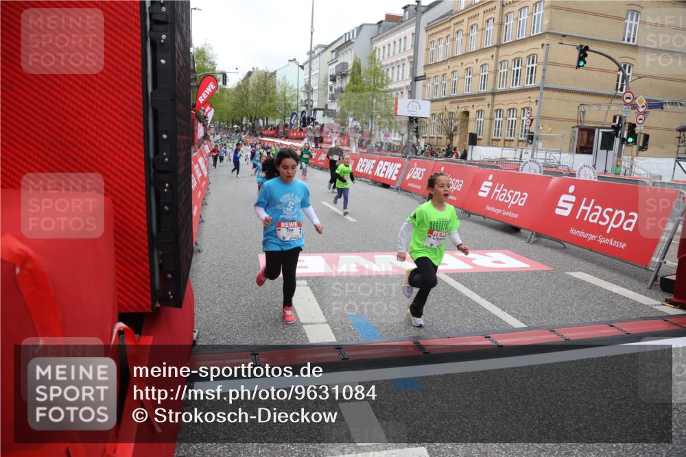 25.04.2026 - Das Zehntel Strokosch-Dieckow http://msf.ph/oto/9631084 25.04.2026 11:04:47 Ziel 5533, 5599, 5603, 5613, 5662, 6486, 6704, 6792, 6804, 6879, 7021, 7023, 7034, 7069, 7084, 7472 meine-sportfotos.de