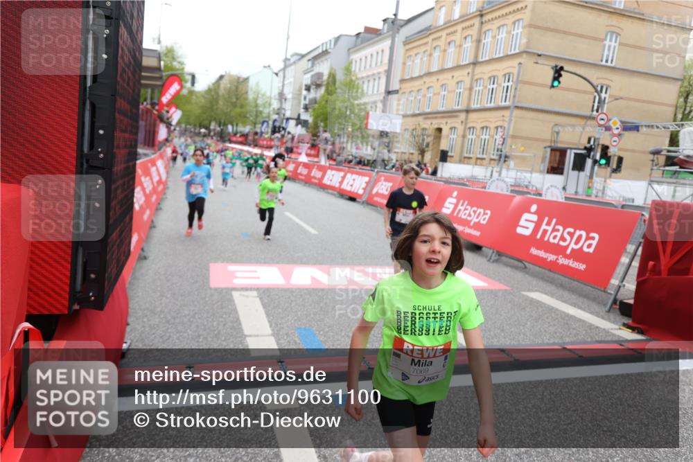 25.04.2026 - Das Zehntel Strokosch-Dieckow http://msf.ph/oto/9631100 25.04.2026 11:04:45 Ziel 5398, 5533, 5593, 5599, 5603, 5613, 5662, 6486, 6494, 6704, 6792, 6804, 6879, 6948, 7021, 7023, 7034, 7039, 7043, 7044, 7069, 7084, 7472 meine-sportfotos.de