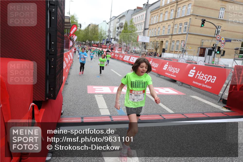 25.04.2026 - Das Zehntel Strokosch-Dieckow http://msf.ph/oto/9631101 25.04.2026 11:04:45 Ziel 5398, 5533, 5593, 5599, 5603, 5613, 5662, 6486, 6494, 6704, 6792, 6804, 6879, 6948, 7021, 7023, 7034, 7039, 7043, 7044, 7069, 7084, 7472 meine-sportfotos.de