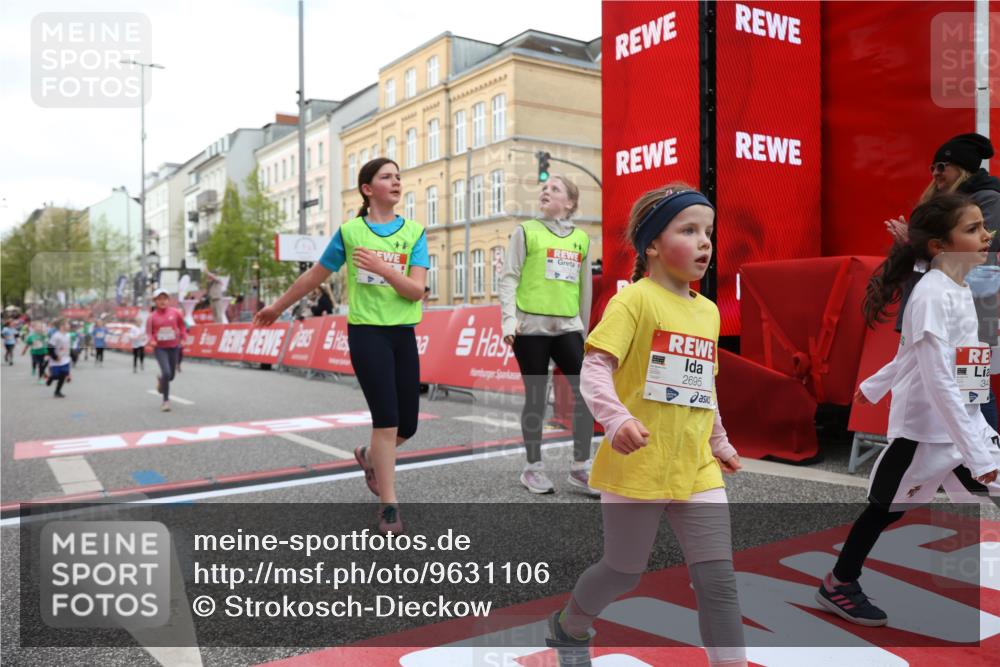 25.04.2026 - Das Zehntel Strokosch-Dieckow http://msf.ph/oto/9631106 25.04.2026 09:03:55 Ziel 1058, 2695, 2846, 3004, 3036, 3218, 3235, 3448, 3457, 4000 meine-sportfotos.de
