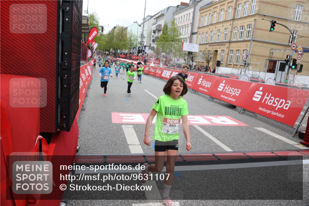 25.04.2026 - Das Zehntel Strokosch-Dieckow http://msf.ph/oto/9631107 25.04.2026 11:04:45 Ziel 5398, 5533, 5593, 5599, 5603, 5613, 5662, 6486, 6494, 6704, 6792, 6804, 6879, 6948, 7021, 7023, 7034, 7039, 7043, 7044, 7069, 7084, 7472 meine-sportfotos.de
