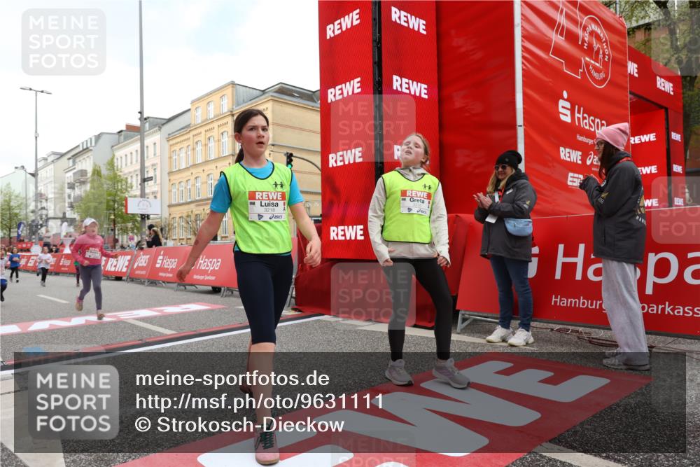 25.04.2026 - Das Zehntel Strokosch-Dieckow http://msf.ph/oto/9631111 25.04.2026 09:03:56 Ziel 1058, 2695, 3004, 3036, 3218, 3235, 3448, 3457, 4000 meine-sportfotos.de