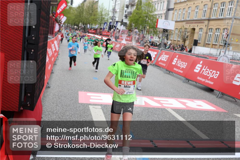 25.04.2026 - Das Zehntel Strokosch-Dieckow http://msf.ph/oto/9631112 25.04.2026 11:04:45 Ziel 5398, 5533, 5593, 5599, 5603, 5613, 5662, 6486, 6494, 6704, 6792, 6804, 6879, 6948, 7021, 7023, 7034, 7039, 7043, 7044, 7069, 7084, 7472 meine-sportfotos.de