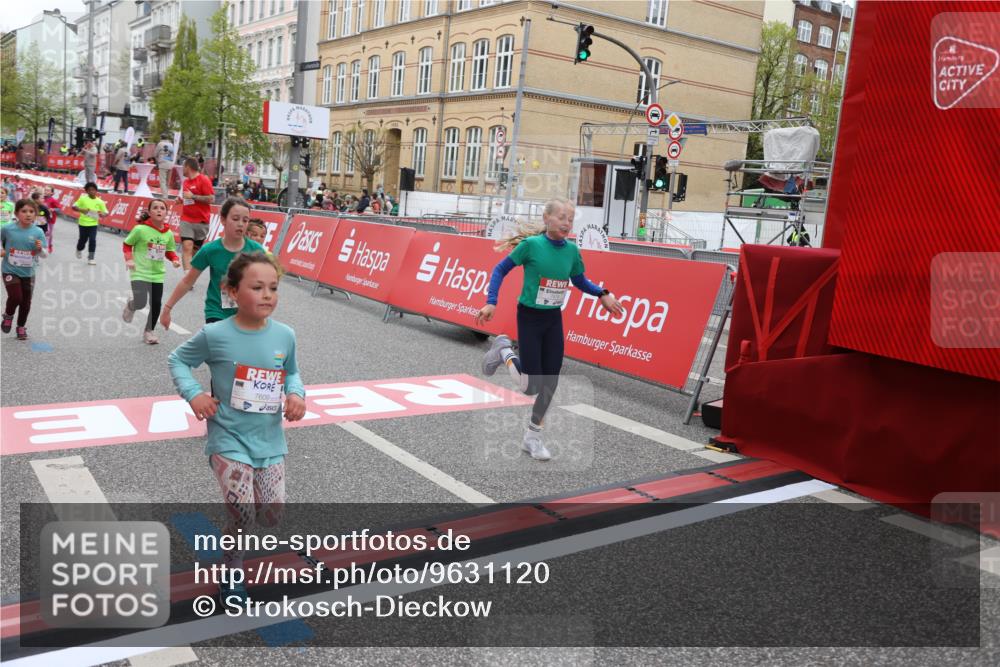 25.04.2026 - Das Zehntel Strokosch-Dieckow http://msf.ph/oto/9631120 25.04.2026 11:04:18 Ziel 5052, 5053, 5111, 5115, 5184, 5186, 5215, 5217, 5410, 5423, 5440, 5914, 5915, 5922, 5998, 6030, 6315, 6457, 6476, 6479, 6591, 6607, 6887, 7018, 7031, 7269, 7600, 7609, 7979, 7980 meine-sportfotos.de