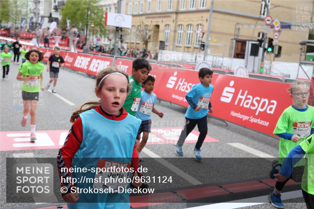 25.04.2026 - Das Zehntel Strokosch-Dieckow http://msf.ph/oto/9631124 25.04.2026 11:04:43 Ziel 5328, 5331, 5346, 5348, 5398, 5533, 5593, 5599, 5603, 5613, 5662, 6486, 6494, 6704, 6792, 6804, 6948, 7021, 7023, 7034, 7039, 7043, 7044, 7069, 7472 meine-sportfotos.de