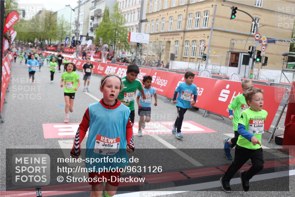25.04.2026 - Das Zehntel Strokosch-Dieckow http://msf.ph/oto/9631126 25.04.2026 11:04:43 Ziel 5328, 5331, 5346, 5348, 5398, 5533, 5593, 5599, 5603, 5613, 5662, 6486, 6494, 6704, 6792, 6804, 6948, 7021, 7023, 7034, 7039, 7043, 7044, 7069, 7472 meine-sportfotos.de