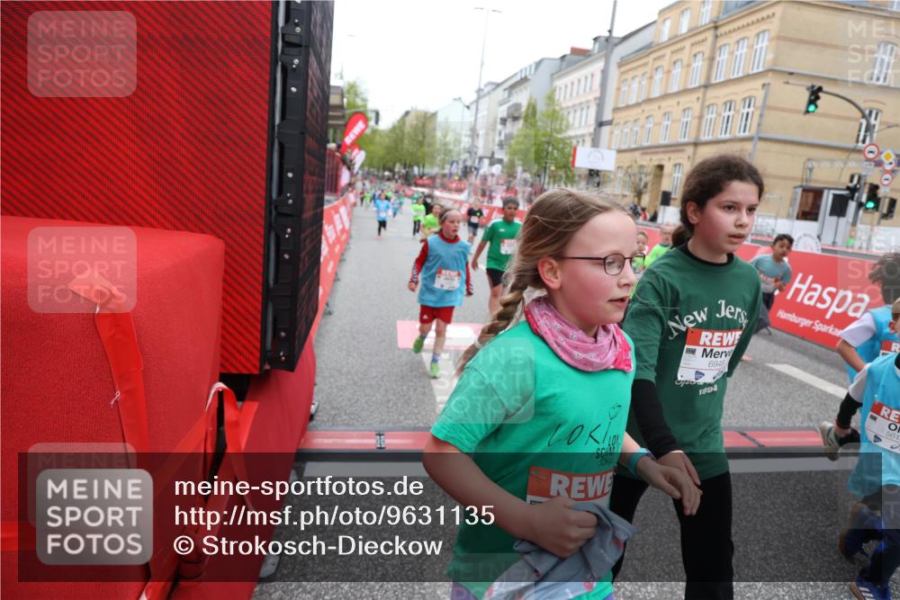 25.04.2026 - Das Zehntel Strokosch-Dieckow http://msf.ph/oto/9631135 25.04.2026 11:04:42 Ziel 5328, 5331, 5346, 5348, 5398, 5533, 5593, 5599, 5603, 5613, 5662, 6486, 6494, 6792, 6804, 6948, 7021, 7023, 7034, 7039, 7043, 7044, 7069, 7472 meine-sportfotos.de