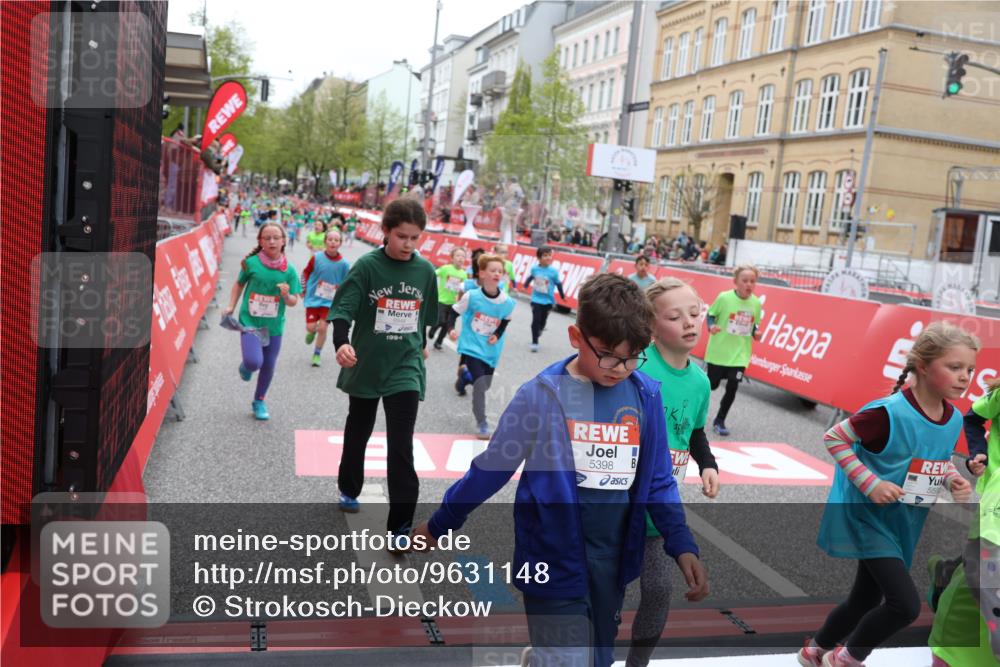 25.04.2026 - Das Zehntel Strokosch-Dieckow http://msf.ph/oto/9631148 25.04.2026 11:04:40 Ziel 5328, 5331, 5346, 5348, 5398, 5593, 5599, 5603, 5613, 5662, 6486, 6494, 6791, 6948, 7021, 7034, 7039, 7043, 7044, 7472 meine-sportfotos.de