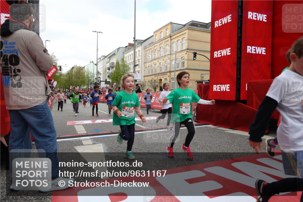 25.04.2026 - Das Zehntel Strokosch-Dieckow http://msf.ph/oto/9631167 25.04.2026 09:04:01 Ziel 1172, 2119, 2122, 2126, 2356, 2374, 2456, 3268, 3441, 3682, 4000 meine-sportfotos.de