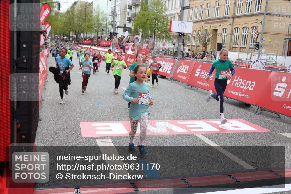 25.04.2026 - Das Zehntel Strokosch-Dieckow http://msf.ph/oto/9631170 25.04.2026 11:04:18 Ziel 5052, 5053, 5111, 5115, 5184, 5186, 5215, 5217, 5410, 5423, 5440, 5914, 5915, 5922, 5998, 6030, 6315, 6457, 6476, 6479, 6591, 6607, 6887, 7018, 7031, 7269, 7600, 7609, 7979, 7980 meine-sportfotos.de