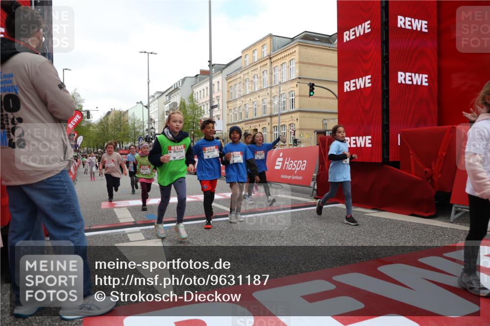25.04.2026 - Das Zehntel Strokosch-Dieckow http://msf.ph/oto/9631187 25.04.2026 09:04:03 Ziel 1107, 1168, 1169, 1172, 2119, 2122, 2126, 2356, 2374, 2456, 2503, 3266, 3268, 3295, 3441, 3682, 4000 meine-sportfotos.de
