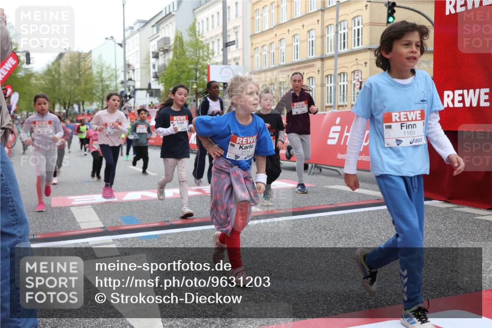 25.04.2026 - Das Zehntel Strokosch-Dieckow http://msf.ph/oto/9631203 25.04.2026 09:04:08 Ziel 1107, 1168, 1169, 1172, 1437, 1448, 1454, 2114, 2119, 2122, 2126, 2449, 2503, 3022, 3266, 3268, 3295, 3734, 3746, 3764, 3769, 3890 meine-sportfotos.de
