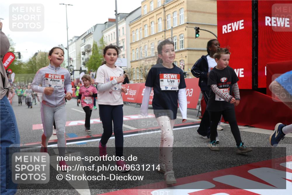 25.04.2026 - Das Zehntel Strokosch-Dieckow http://msf.ph/oto/9631214 25.04.2026 09:04:09 Ziel 1107, 1168, 1169, 1437, 1448, 1454, 2114, 2122, 2126, 2449, 2503, 3022, 3266, 3268, 3295, 3734, 3746, 3764, 3769, 3890 meine-sportfotos.de