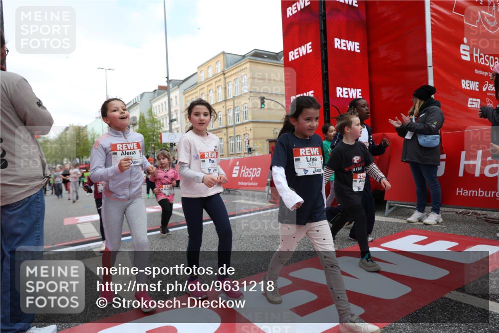 25.04.2026 - Das Zehntel Strokosch-Dieckow http://msf.ph/oto/9631218 25.04.2026 09:04:10 Ziel 1107, 1168, 1169, 1437, 1448, 1454, 1703, 2114, 2449, 2503, 3022, 3266, 3288, 3295, 3734, 3746, 3764, 3769, 3890 meine-sportfotos.de
