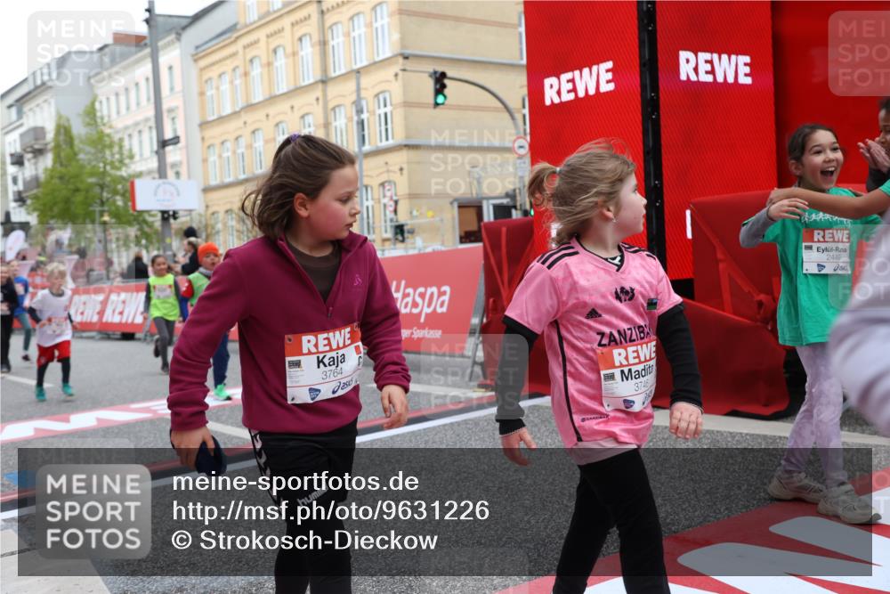 25.04.2026 - Das Zehntel Strokosch-Dieckow http://msf.ph/oto/9631226 25.04.2026 09:04:11 Ziel 1169, 1437, 1448, 1454, 1703, 2114, 2449, 2855, 3022, 3288, 3734, 3746, 3764, 3769, 3890 meine-sportfotos.de