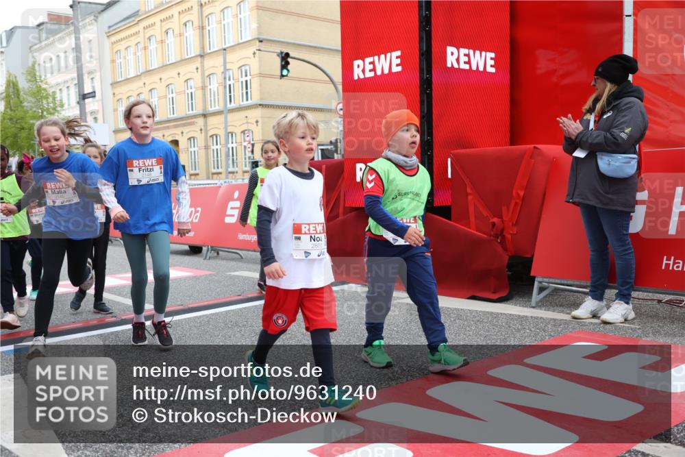 25.04.2026 - Das Zehntel Strokosch-Dieckow http://msf.ph/oto/9631240 25.04.2026 09:04:14 Ziel 1097, 1105, 1121, 1428, 1432, 1437, 1448, 1454, 1703, 1705, 2145, 2148, 2230, 2245, 2449, 2855, 3288, 3734, 3746, 3764, 3769, 3890 meine-sportfotos.de