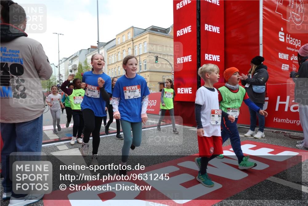 25.04.2026 - Das Zehntel Strokosch-Dieckow http://msf.ph/oto/9631245 25.04.2026 09:04:15 Ziel 1097, 1105, 1121, 1428, 1432, 1437, 1703, 1705, 2145, 2148, 2230, 2245, 2355, 2449, 2855, 3288, 3746, 3764 meine-sportfotos.de