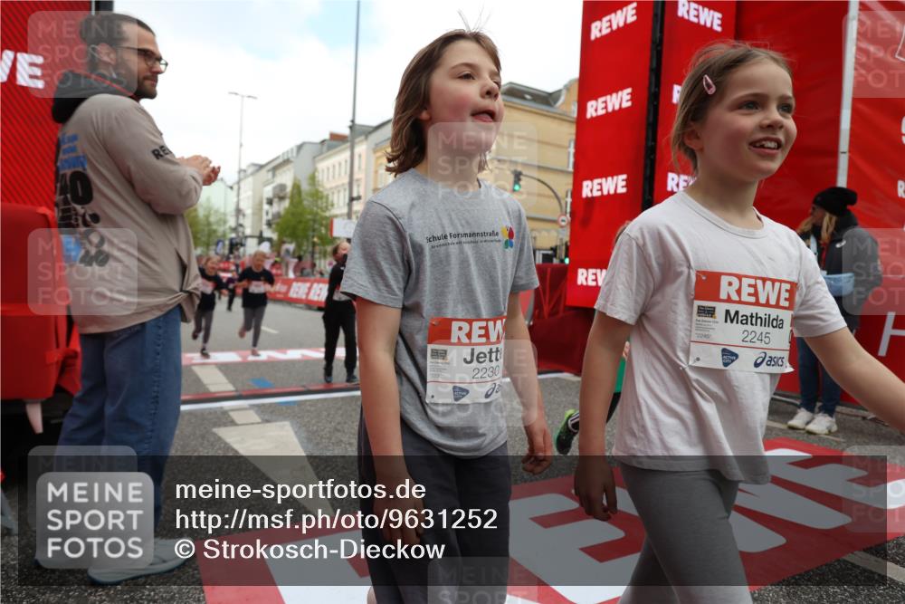 25.04.2026 - Das Zehntel Strokosch-Dieckow http://msf.ph/oto/9631252 25.04.2026 09:04:18 Ziel 1097, 1105, 1121, 1428, 1432, 1703, 1705, 2145, 2148, 2215, 2230, 2231, 2245, 2355, 2855, 3288, 3386, 3388 meine-sportfotos.de