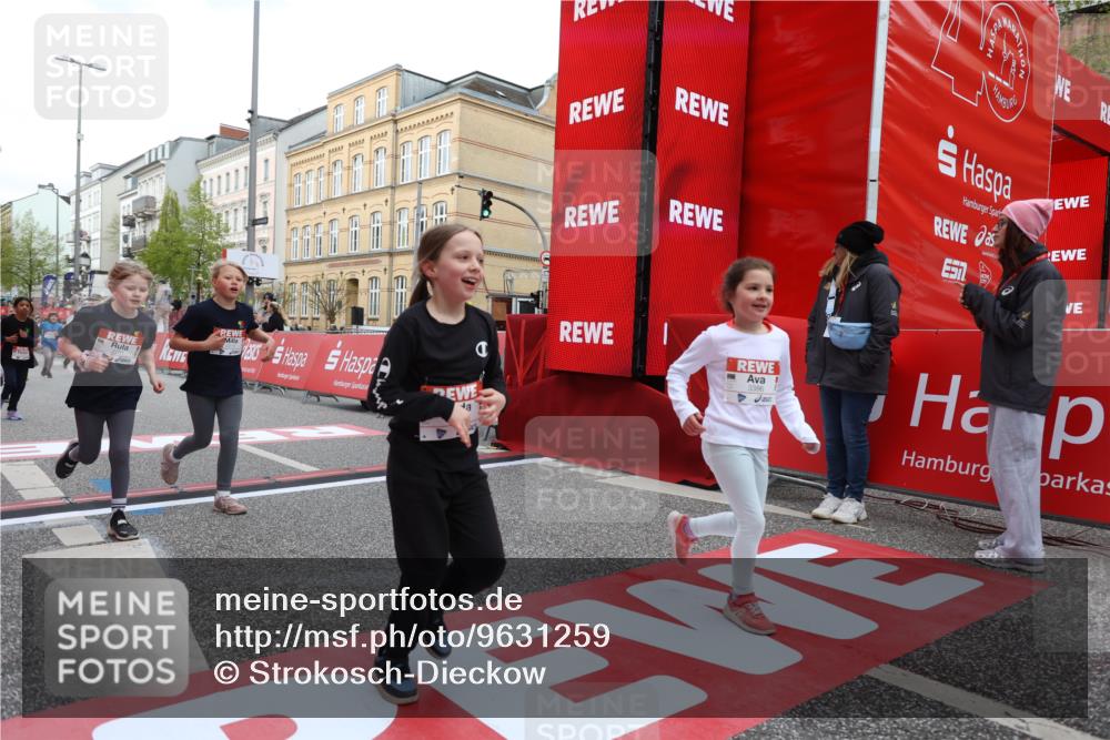 25.04.2026 - Das Zehntel Strokosch-Dieckow http://msf.ph/oto/9631259 25.04.2026 09:04:19 Ziel 1097, 1105, 1121, 1428, 1432, 1705, 1706, 2145, 2148, 2215, 2230, 2231, 2245, 2355, 2855, 3366, 3386, 3388 meine-sportfotos.de