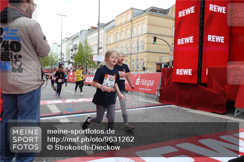 25.04.2026 - Das Zehntel Strokosch-Dieckow http://msf.ph/oto/9631262 25.04.2026 09:04:20 Ziel 1097, 1105, 1121, 1428, 1432, 1705, 1706, 1911, 2145, 2148, 2215, 2230, 2231, 2245, 2355, 3056, 3366, 3386, 3388 meine-sportfotos.de