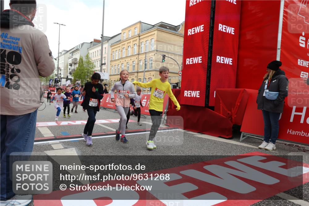 25.04.2026 - Das Zehntel Strokosch-Dieckow http://msf.ph/oto/9631268 25.04.2026 09:04:22 Ziel 1706, 1911, 1925, 2215, 2231, 2355, 2948, 2965, 3056, 3366, 3386, 3388 meine-sportfotos.de