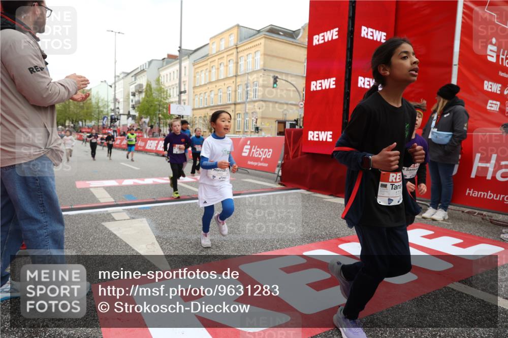 25.04.2026 - Das Zehntel Strokosch-Dieckow http://msf.ph/oto/9631283 25.04.2026 09:04:24 Ziel 1706, 1911, 1925, 2215, 2231, 2948, 2965, 3056, 3366, 3386, 3388 meine-sportfotos.de