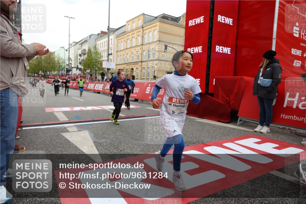 25.04.2026 - Das Zehntel Strokosch-Dieckow http://msf.ph/oto/9631284 25.04.2026 09:04:24 Ziel 1706, 1911, 1925, 2215, 2231, 2948, 2965, 3056, 3366, 3386, 3388 meine-sportfotos.de